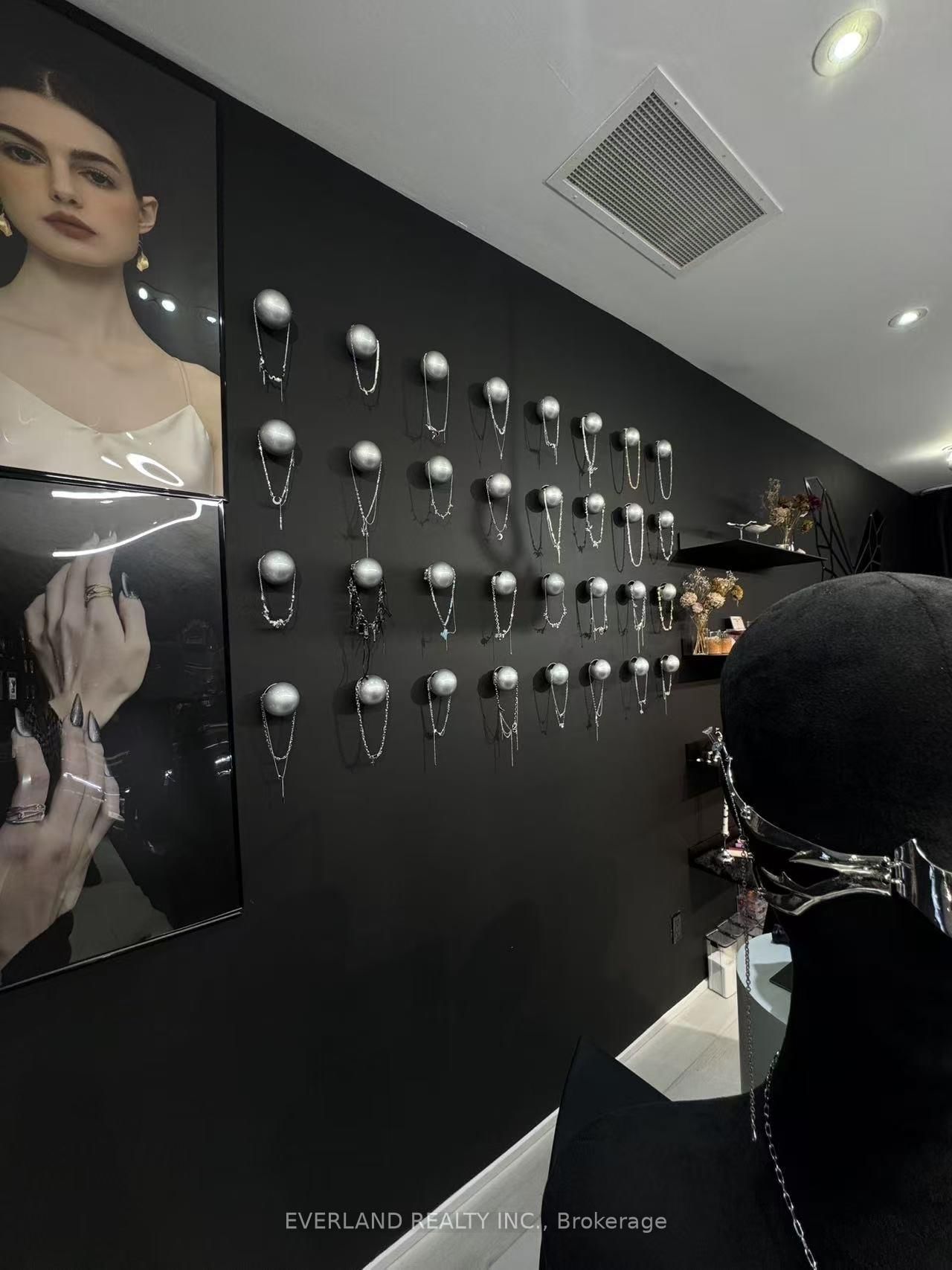 2515 Yonge Street - Photo 9