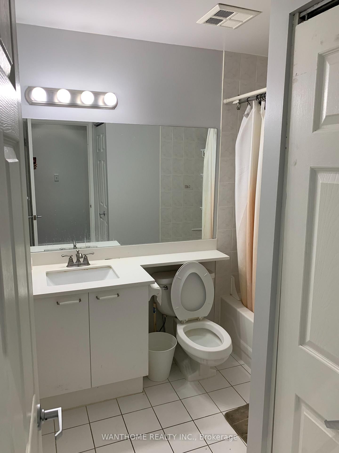 8 Wellesley Street E, Unit 506 - Photo 11