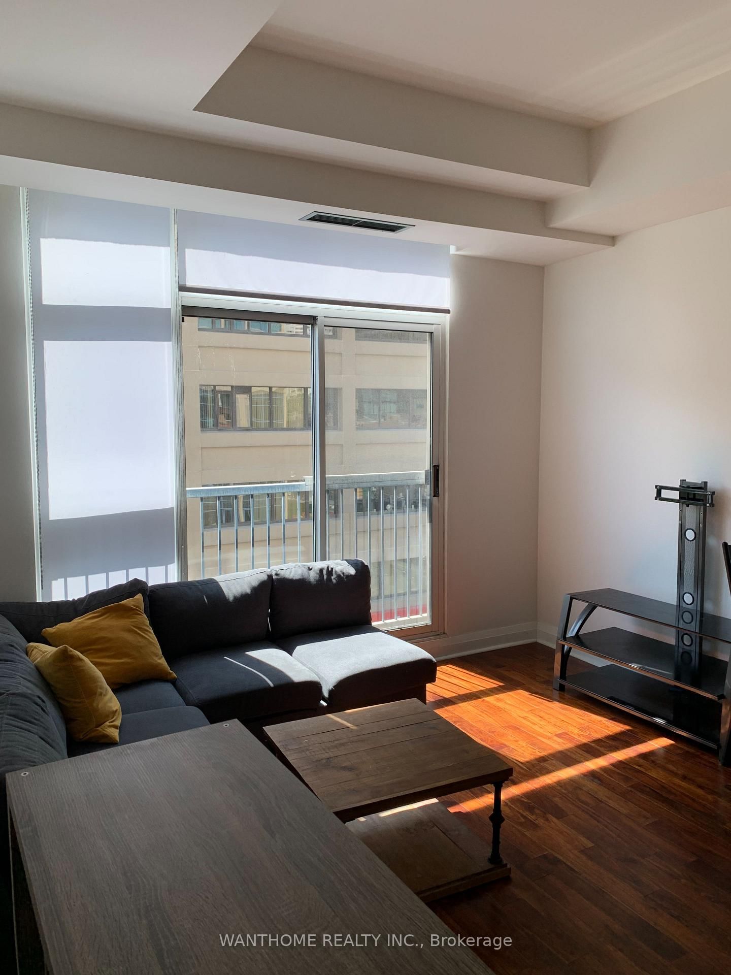 8 Wellesley Street E, Unit 506 - Photo 4