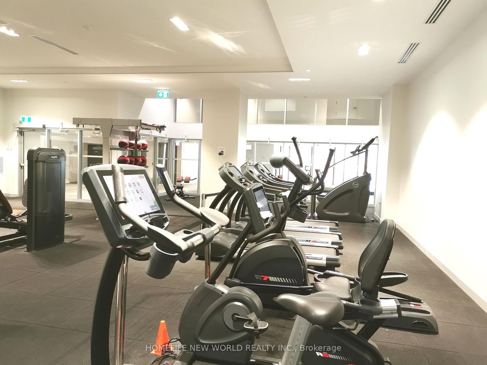 3 Gloucester Street, Unit 516 - Photo 22