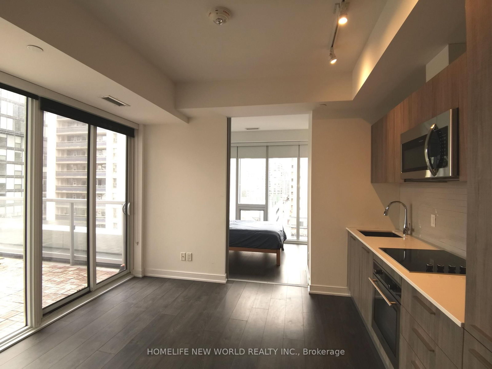 3 Gloucester Street, Unit 516 - Photo 9