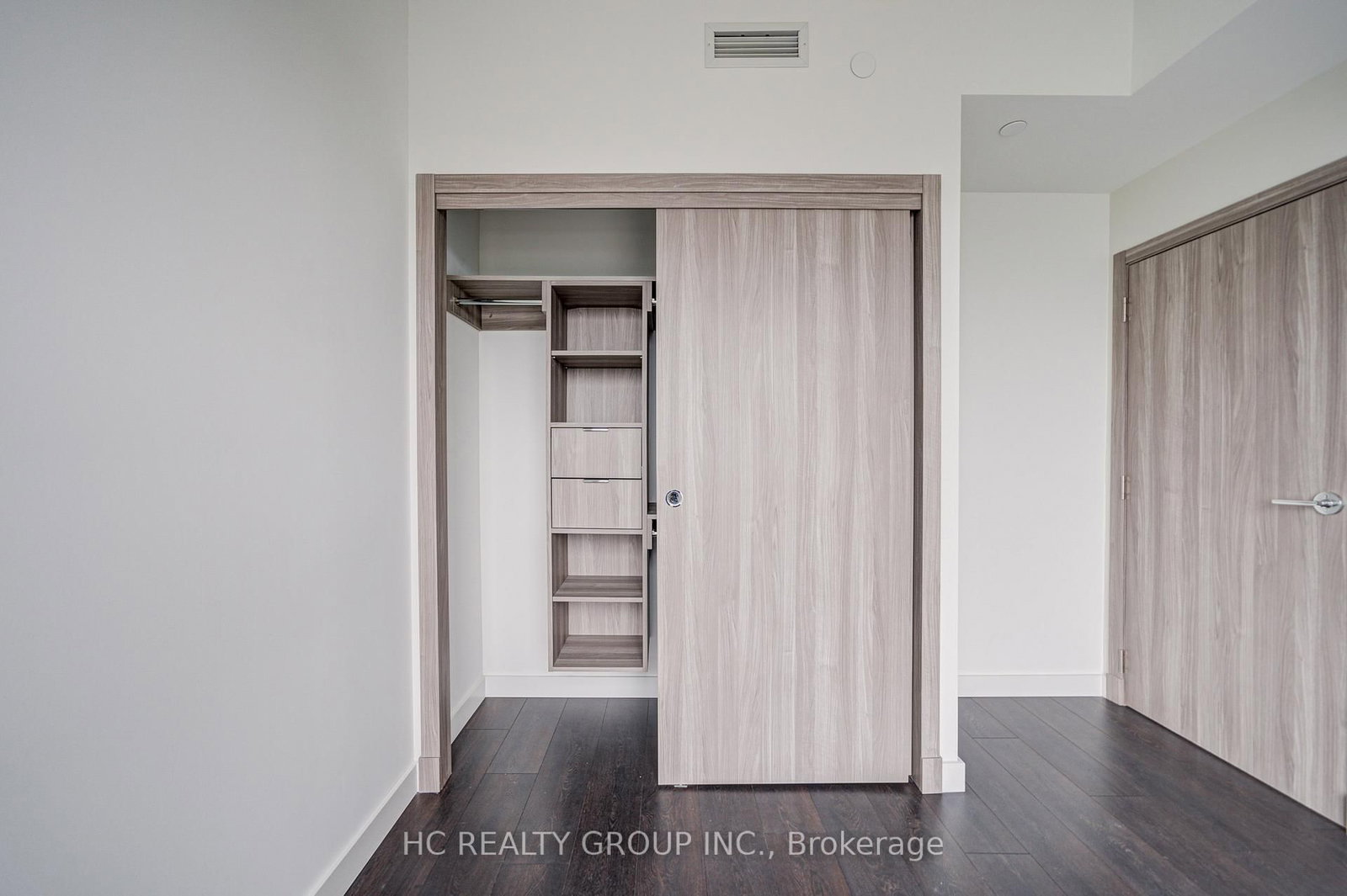 25 Mcmahon Drive, Unit 1703 - Photo 24