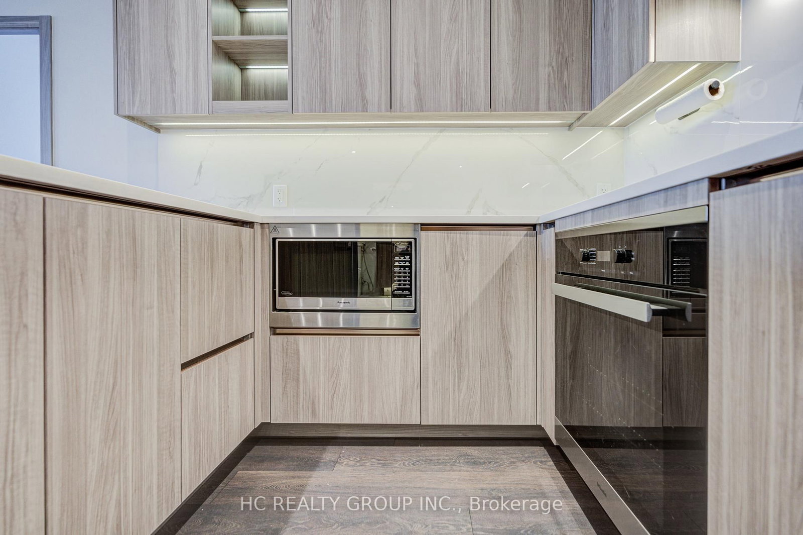 25 Mcmahon Drive, Unit 1703 - Photo 7