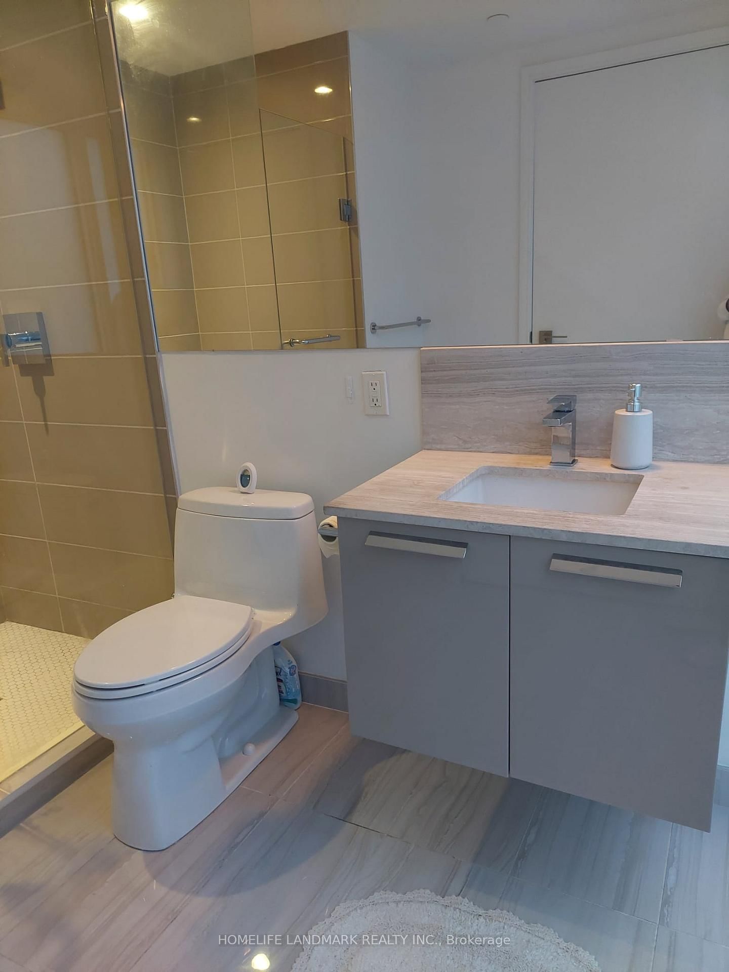 28 Wellesley Street E, Unit 2210 - Photo 5