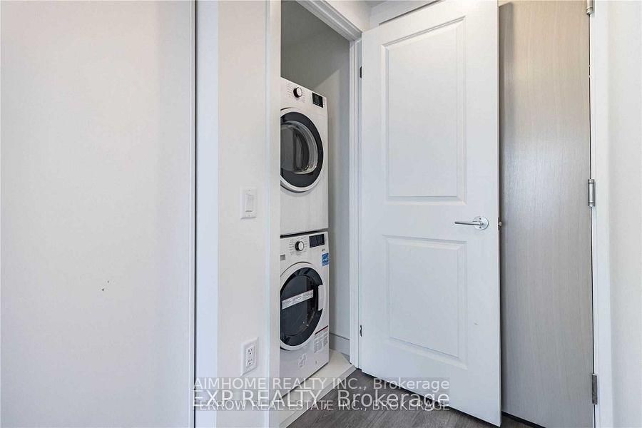 395 Bloor Street E, Unit 3908 - Photo 9