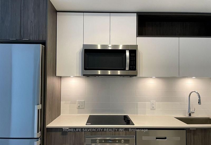 60 Princess Street, Unit 204 SE - Photo 5