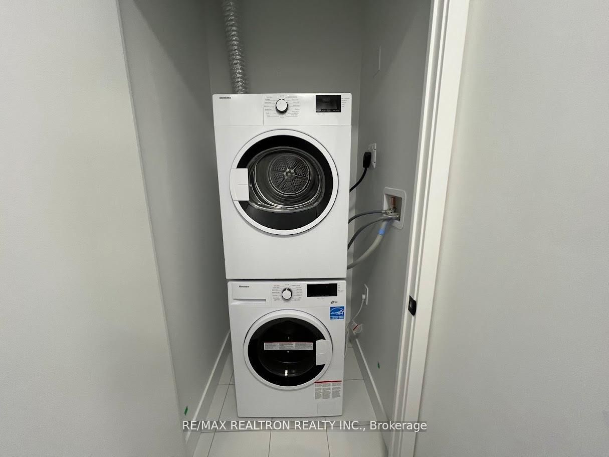 308 Jarvis Street, Unit 1210 - Photo 11