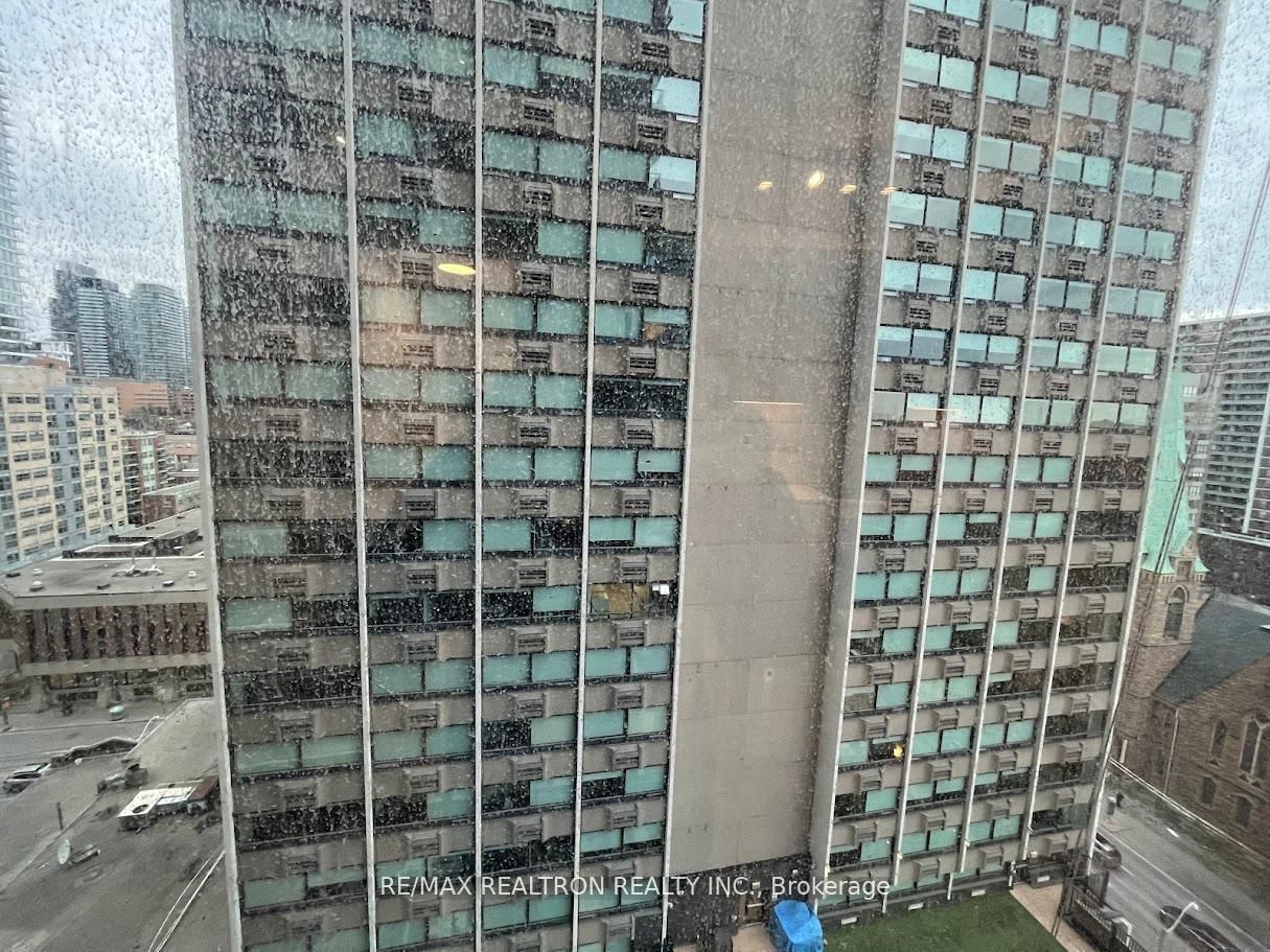 308 Jarvis Street, Unit 1210 - Photo 8