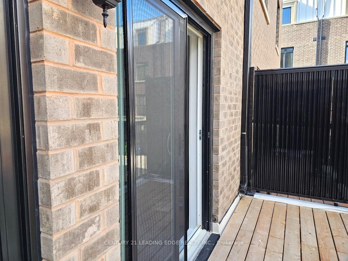 10 Spruce Pines Crescent, Unit Room2 - Photo 18