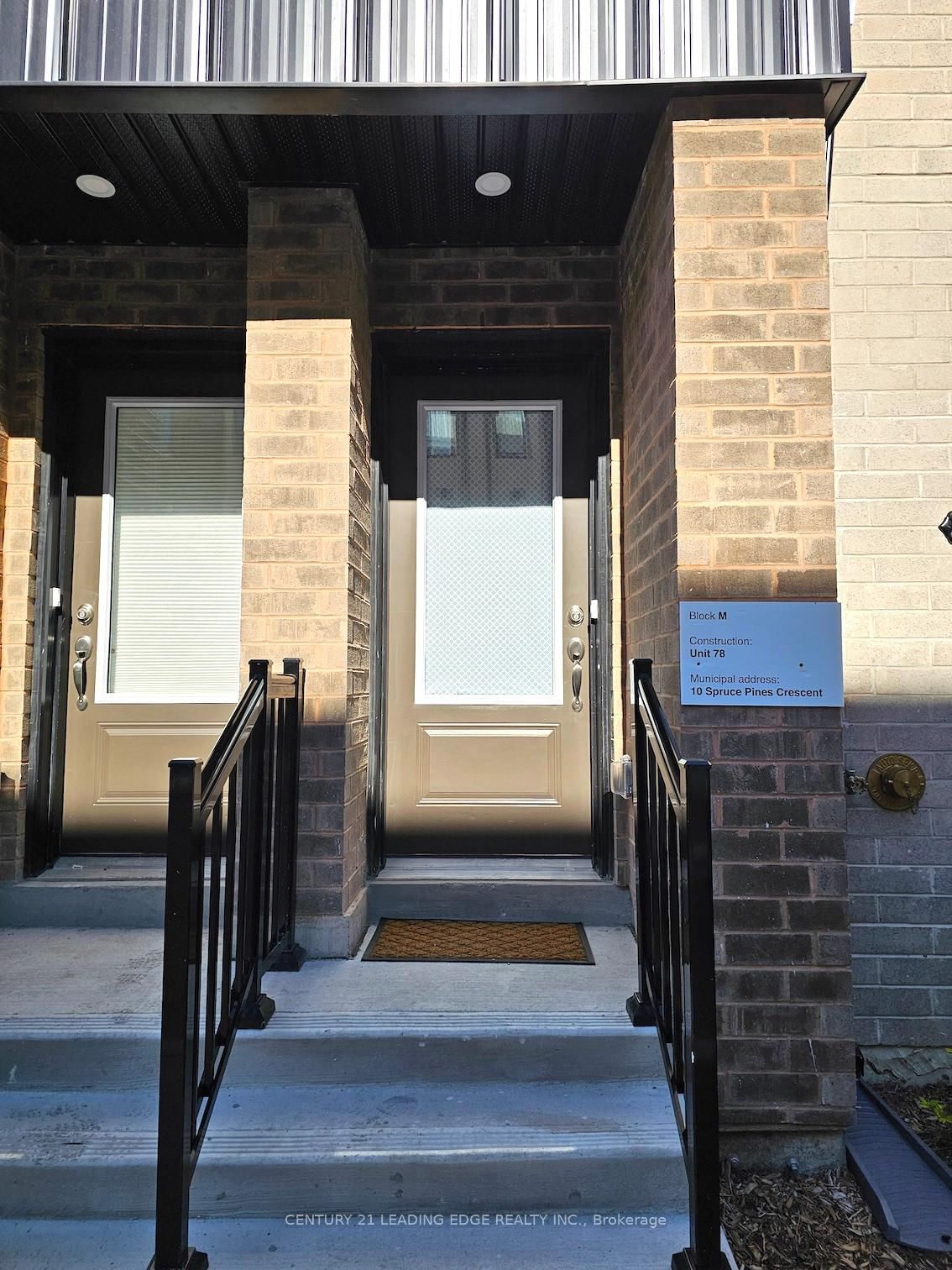 10 Spruce Pines Crescent, Unit Room2 - Photo 20