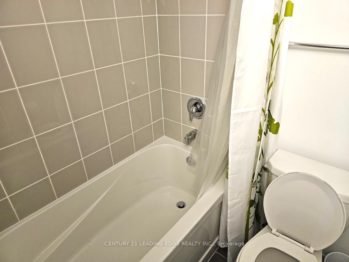 10 Spruce Pines Crescent, Unit Room2 - Photo 8