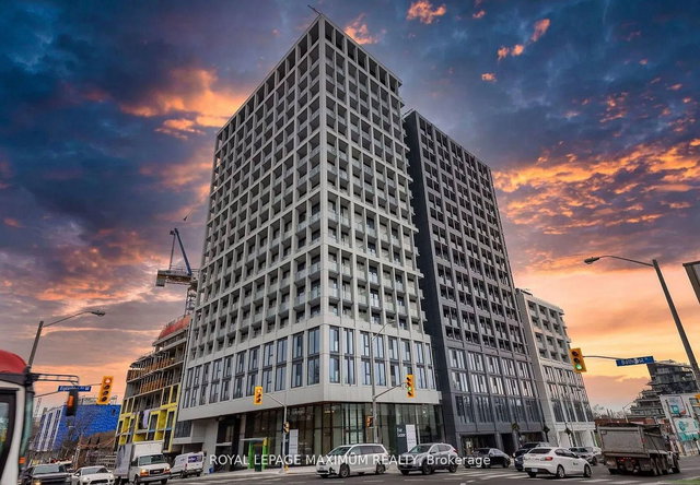 201 - 2020 Bathurst Street