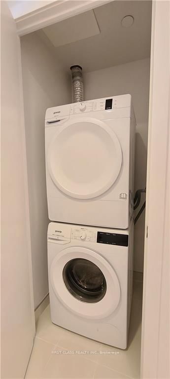 159 Wellesley Street E, Unit 2601 - Photo 12