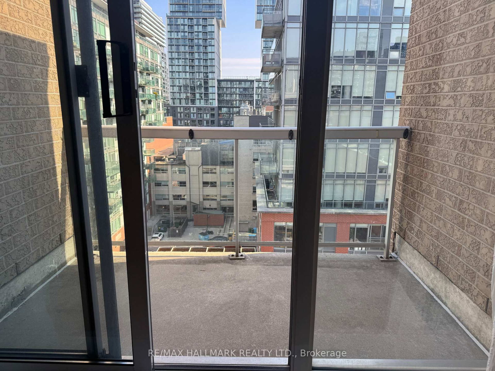 330 Adelaide Street E, Unit PH07 - Photo 12