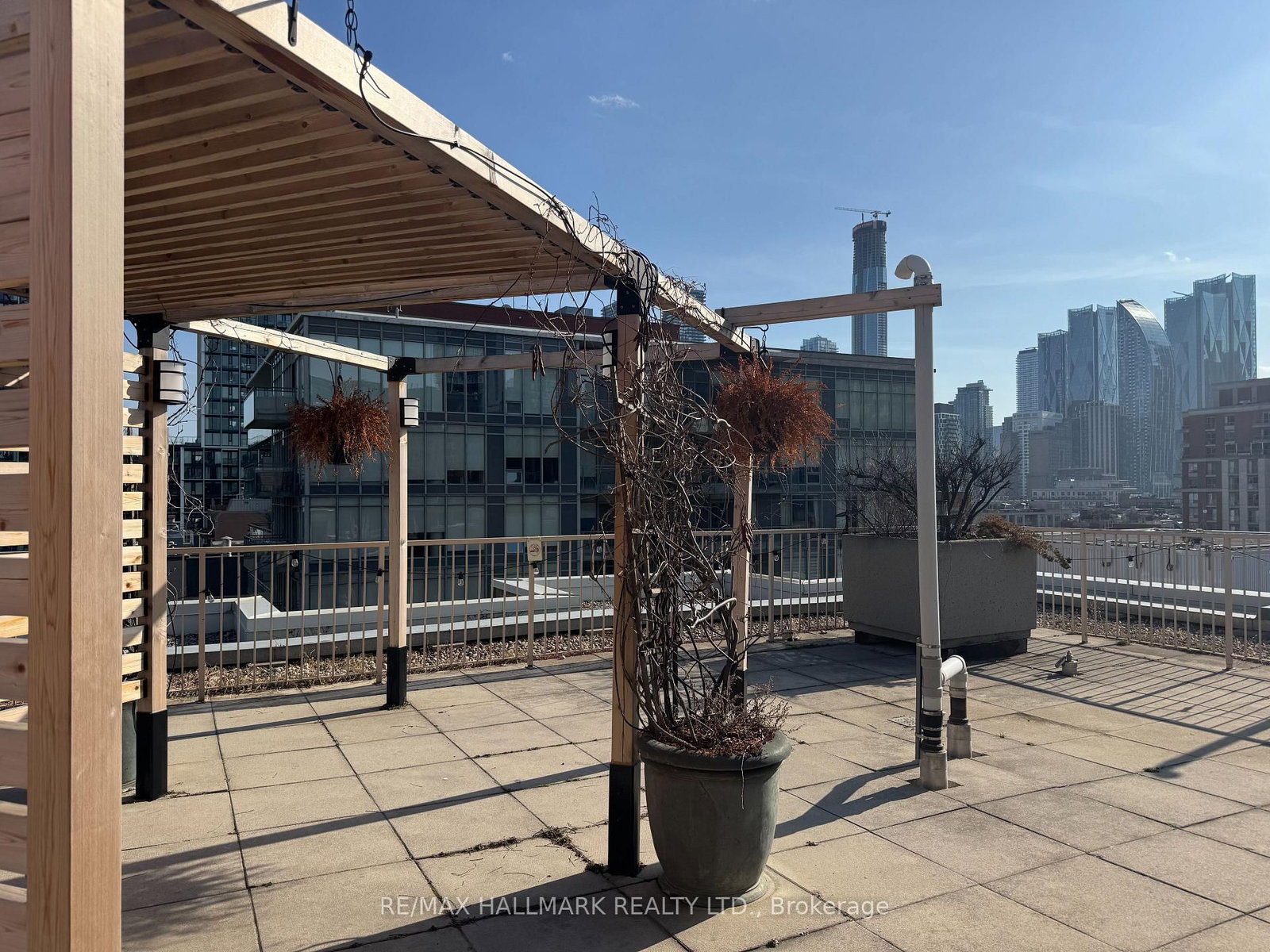 330 Adelaide Street E, Unit PH07 - Photo 24