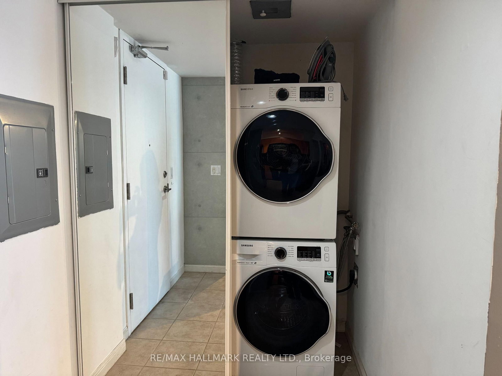 330 Adelaide Street E, Unit PH07 - Photo 3