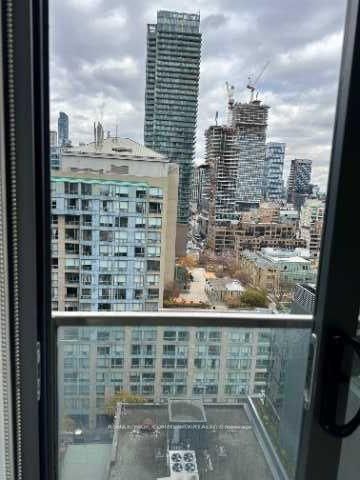 60 COLBORNE Street, Unit 1506 - Photo 11