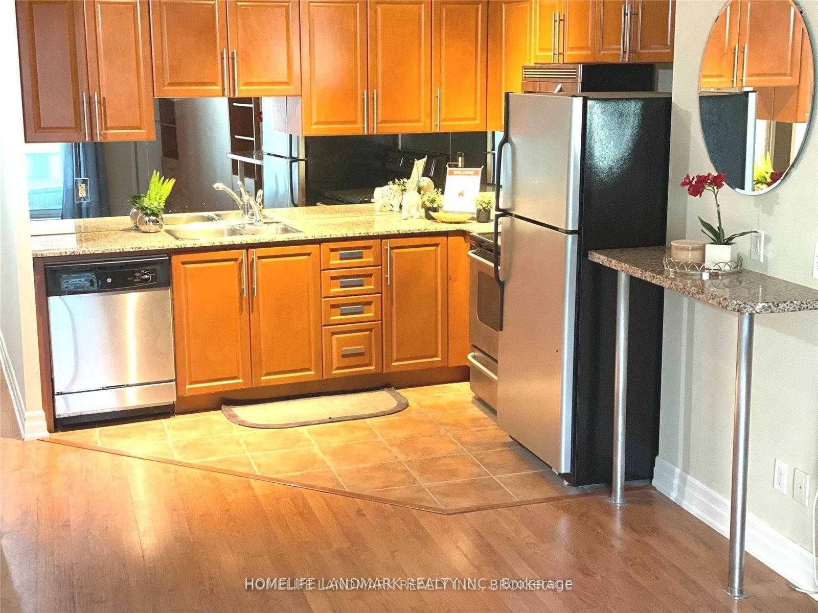 8 Scollard Street, Unit 1009 - Photo 13