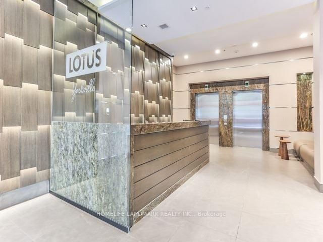 8 Scollard Street, Unit 1009 - Photo 8