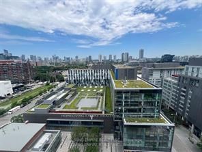 612 - 425 Front Street E