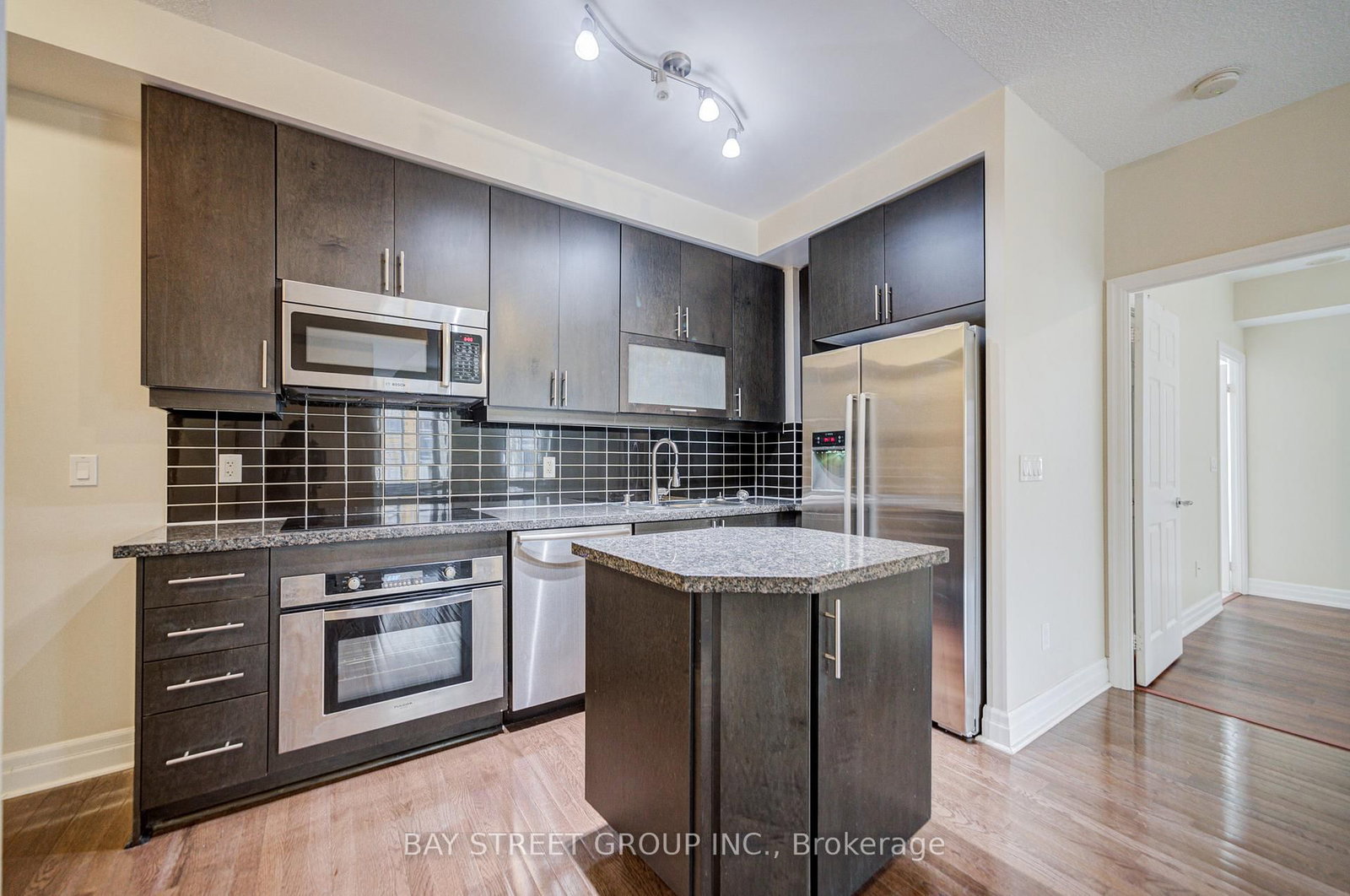 35 Balmuto Street, Unit 1604 - Photo 12