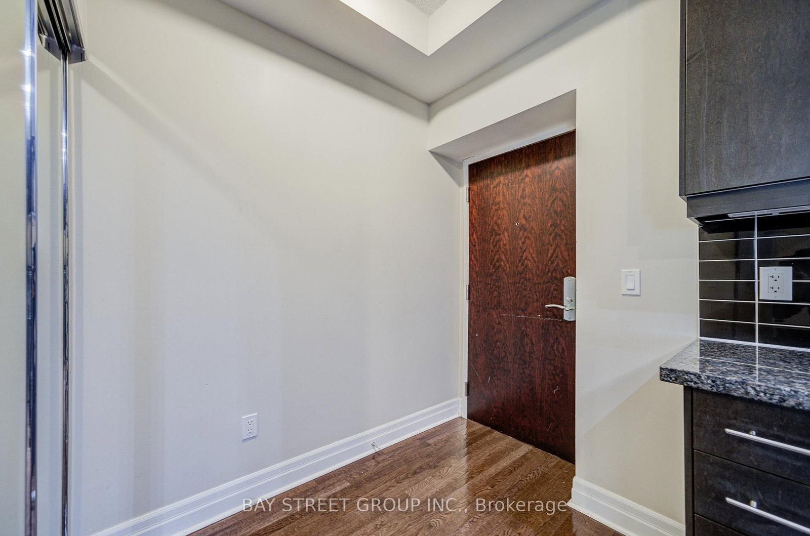 35 Balmuto Street, Unit 1604 - Photo 7
