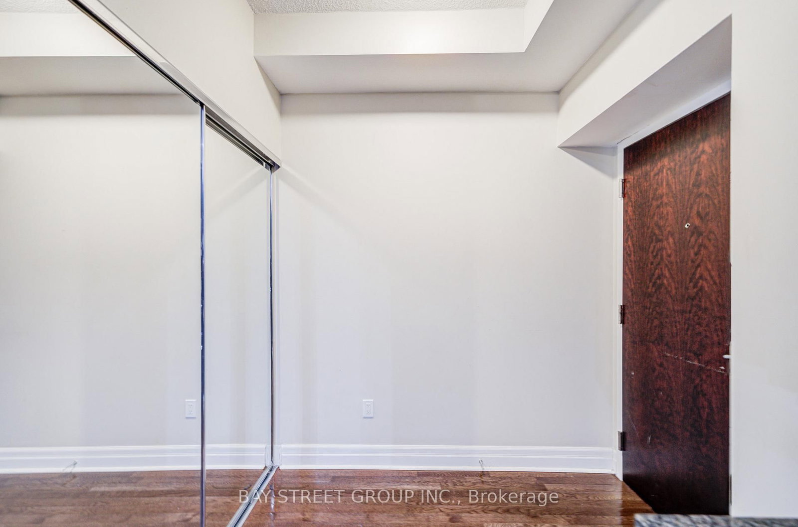 35 Balmuto Street, Unit 1604 - Photo 8