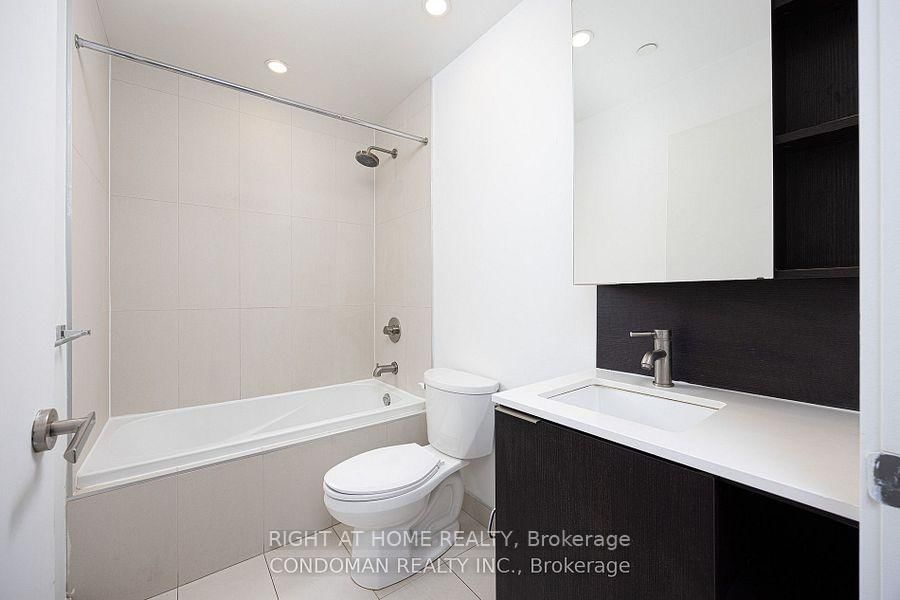 170 Sumach Street, Unit 2313 - Photo 4