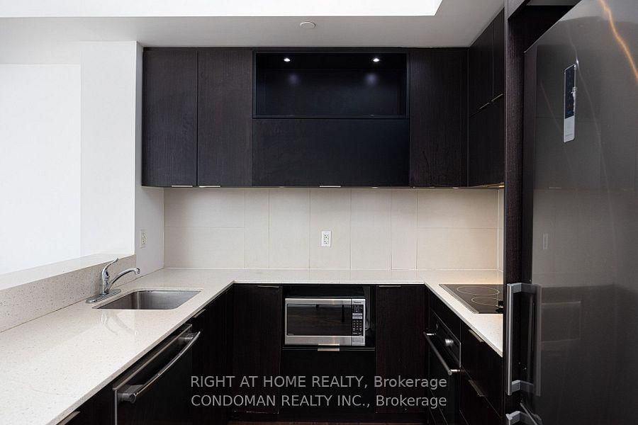 170 Sumach Street, Unit 2313 - Photo 7