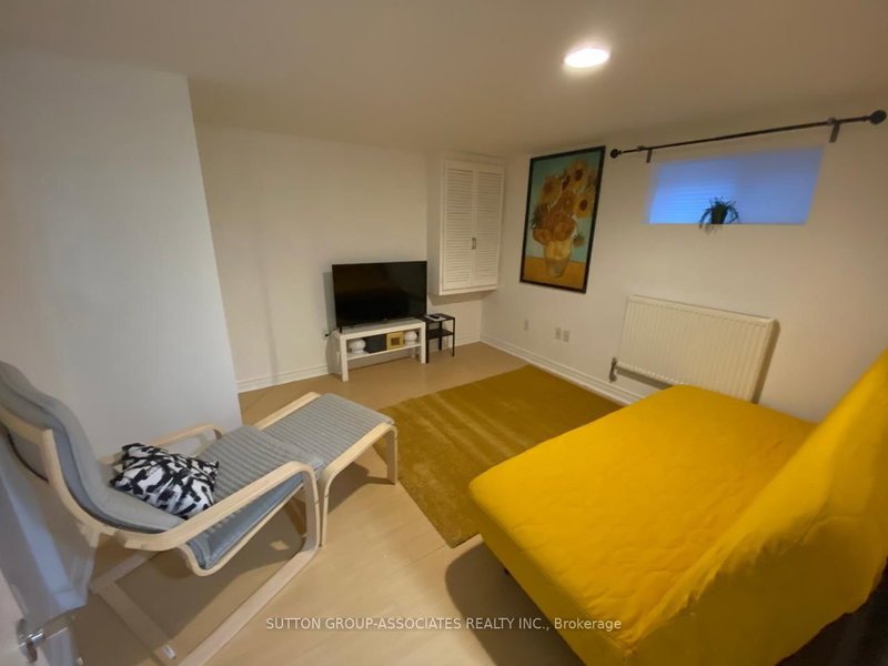 Basement - 184 Madison Ave, Toronto, M5R 2S5 | Image 2