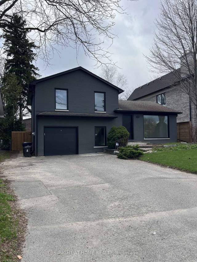 215 Churchill Avenue