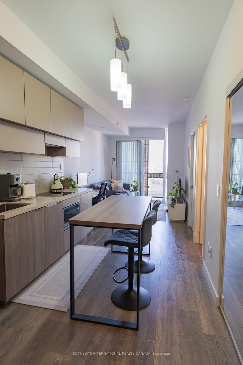 1710 - 8 Eglinton Ave E, Toronto, M4P 0C1 | Image 3