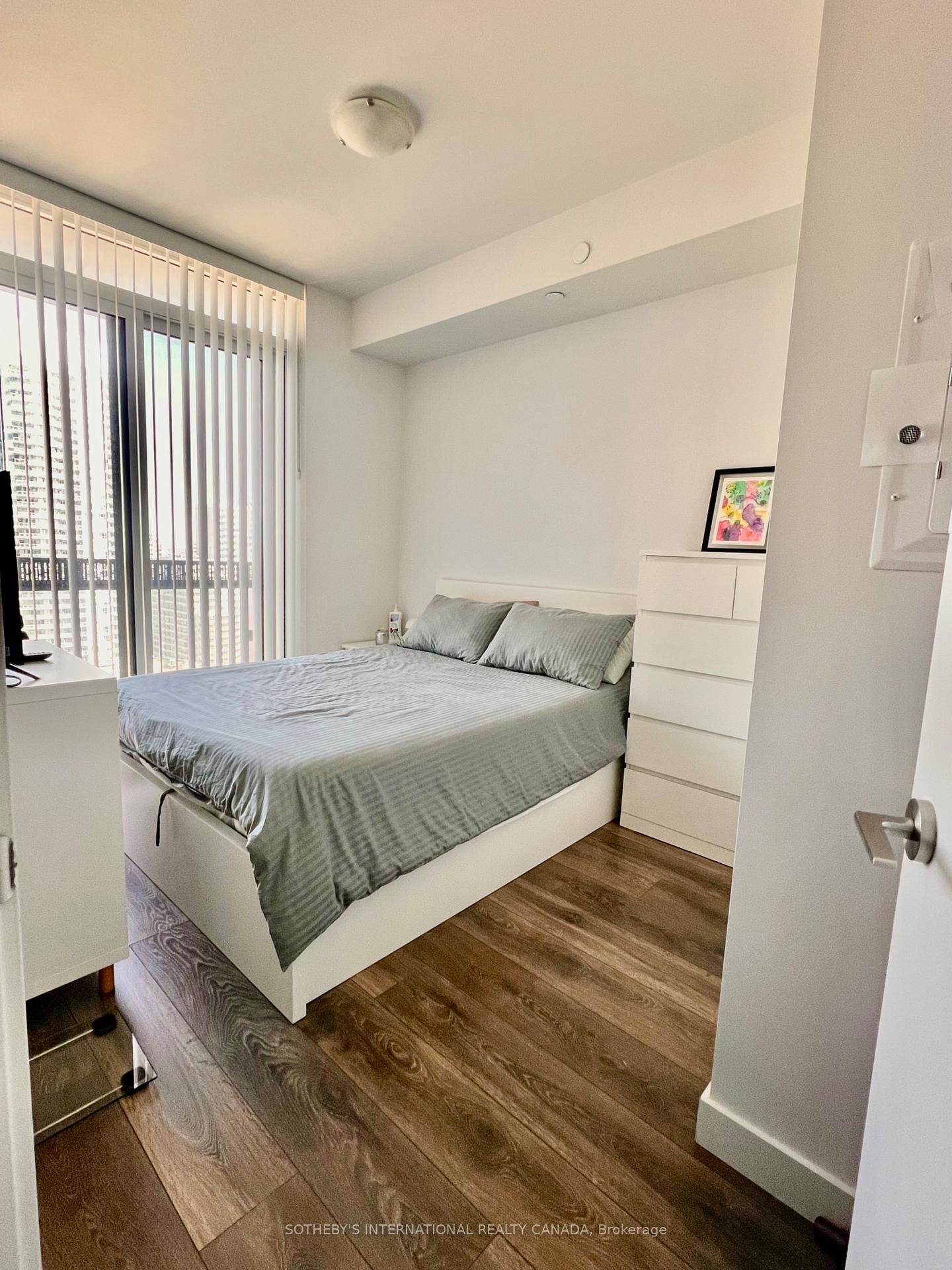 8 Eglinton Avenue E, Unit 1710 - Photo 8