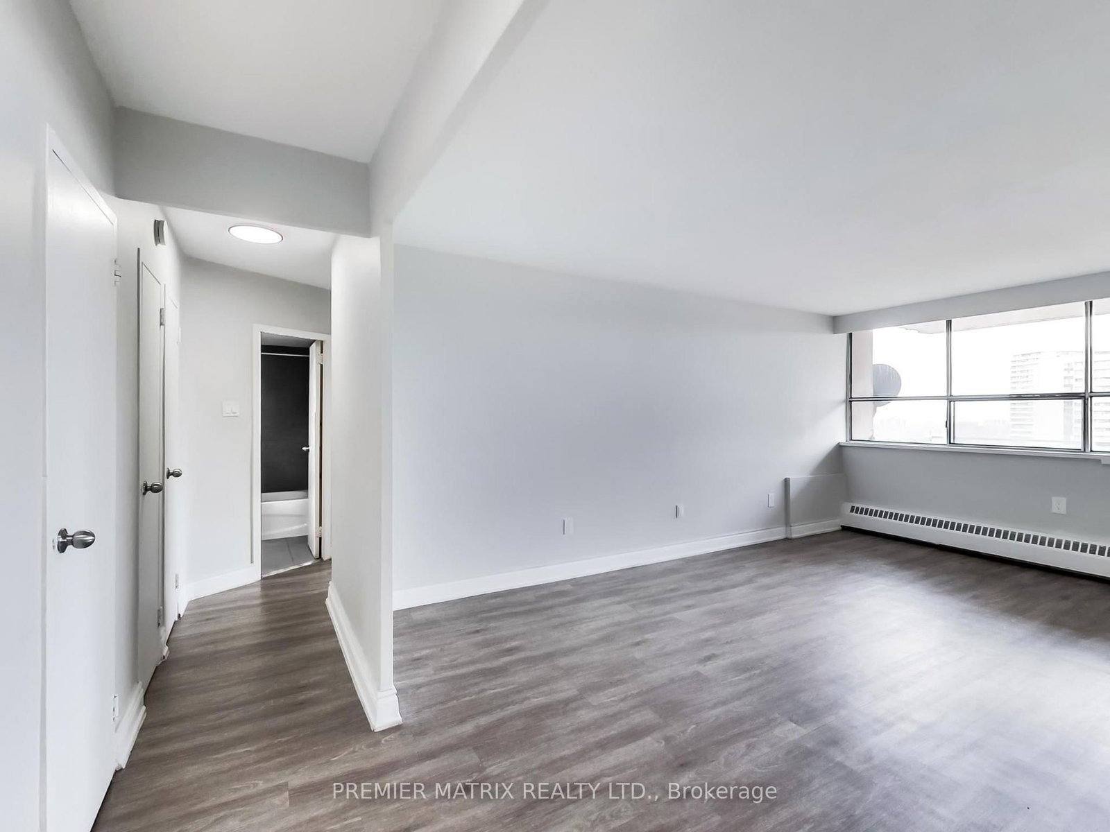 1411-65 Thorncliffe Park Drive, Toronto, ON, photo 4
