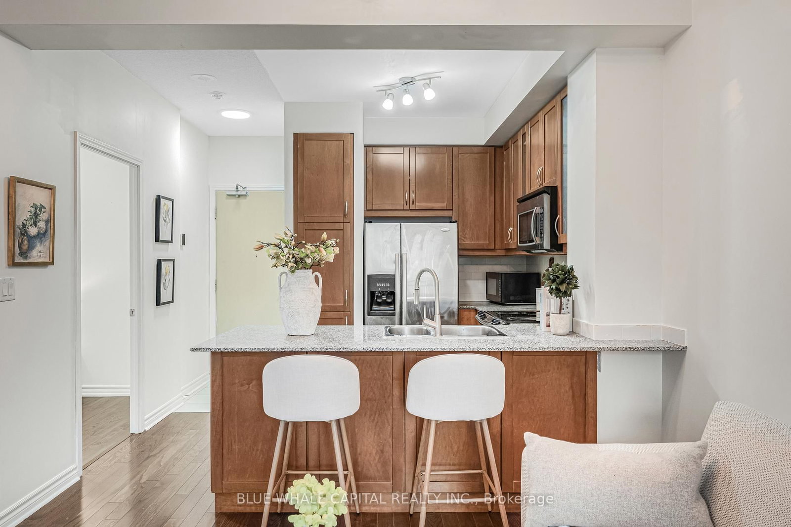 18 Holmes Avenue, Unit 907 - Photo 11