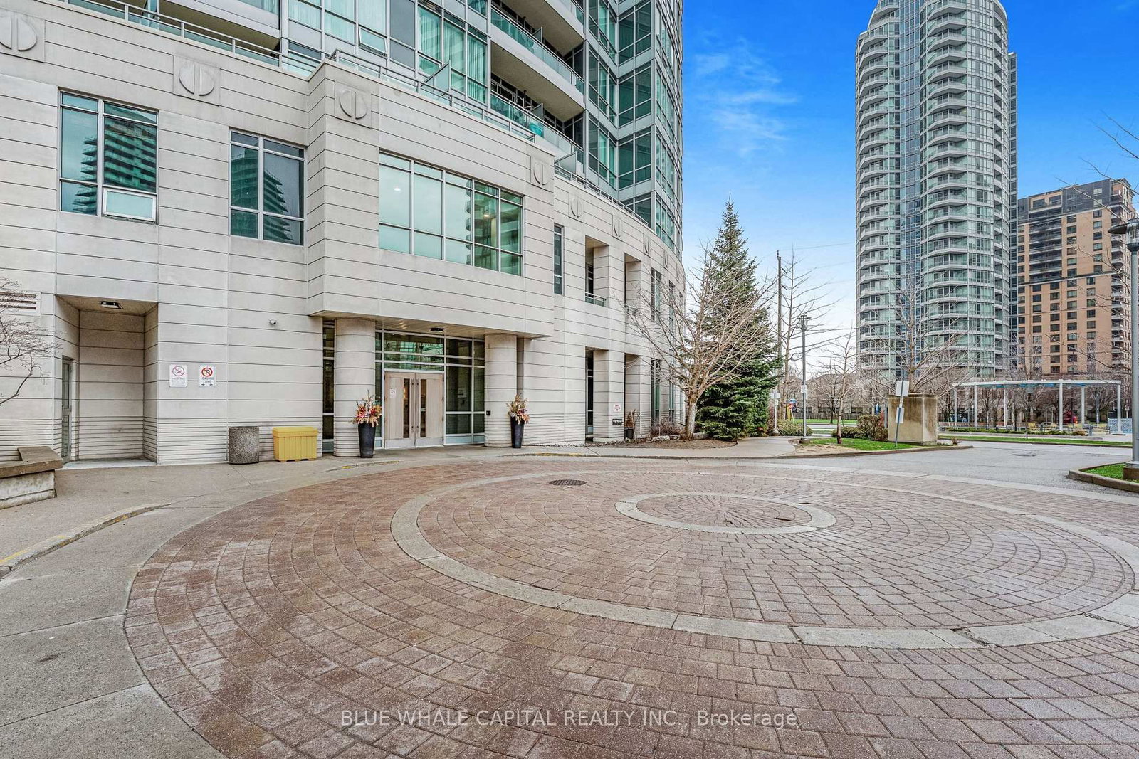 18 Holmes Avenue, Unit 907 - Photo 6