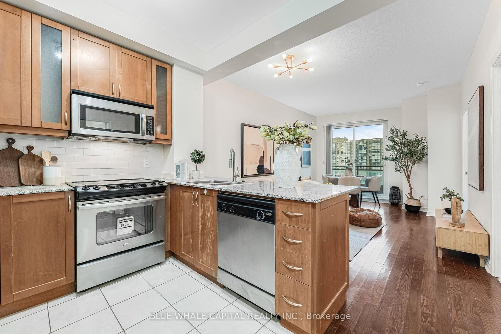 18 Holmes Avenue, Unit 907 - Photo 7