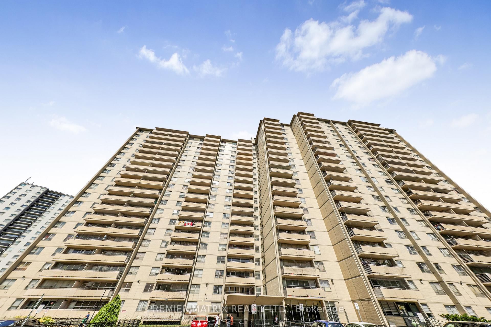 65 Thorncliffe Park Drive, Unit 1807