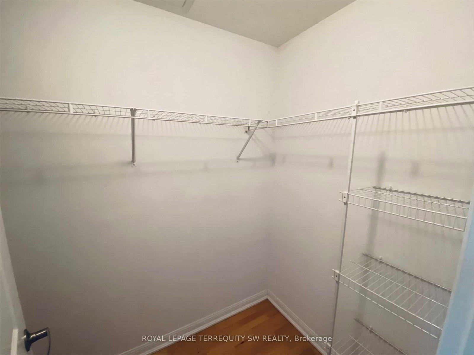 Condo for sale at 405-628 Fleet Street, Toronto, Ontario, M5V 1A8 - Niagara - MLS: C13017732