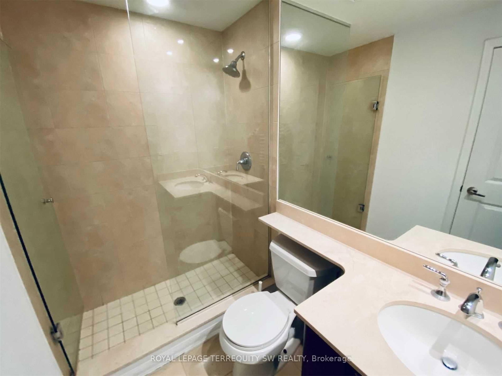 Condo for sale at 405-628 Fleet Street, Toronto, Ontario, M5V 1A8 - Niagara - MLS: C13017732