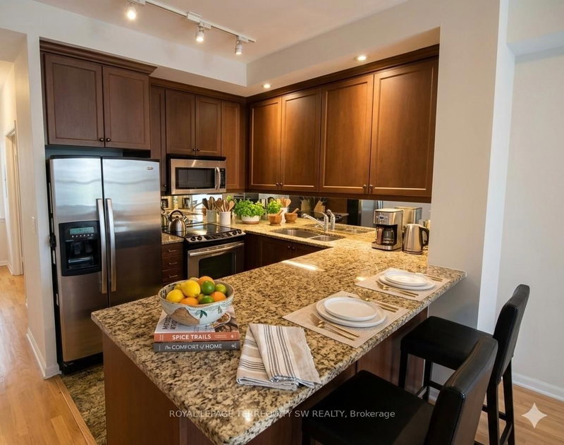 405 - 628 Fleet St, Toronto, M5V 1A8 | Image 2