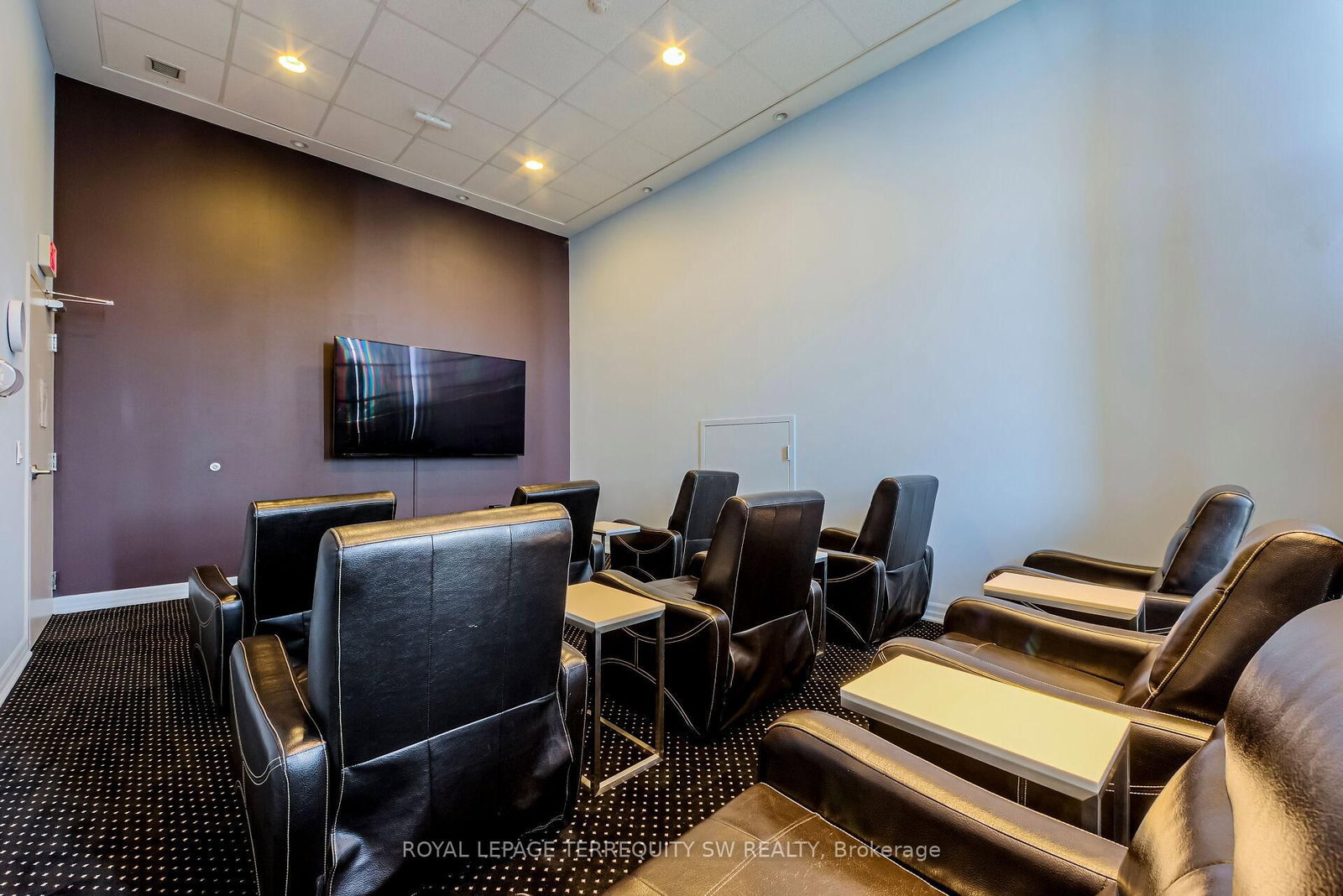 Condo for sale at 405-628 Fleet Street, Toronto, Ontario, M5V 1A8 - Niagara - MLS: C13017732