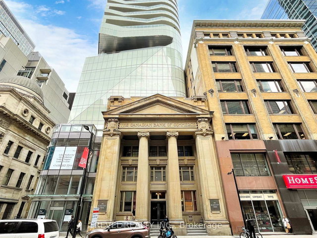 2412 - 197 Yonge Street