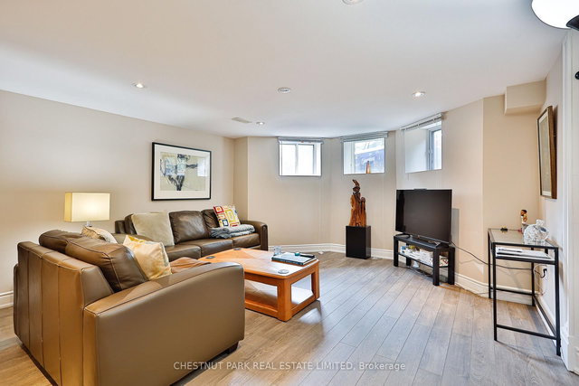 Lower Front - 515 Spadina Road