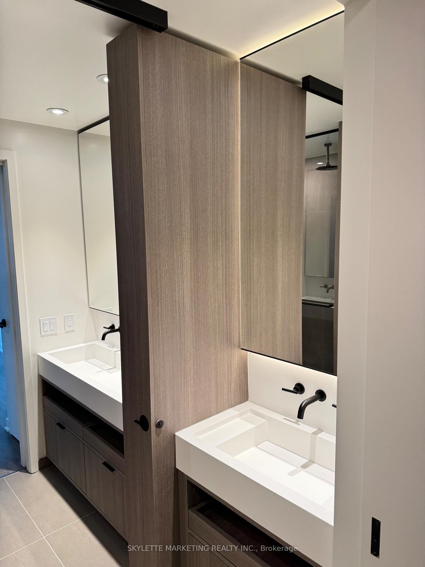 55 Charles Street, Unit 3308 - Photo 4