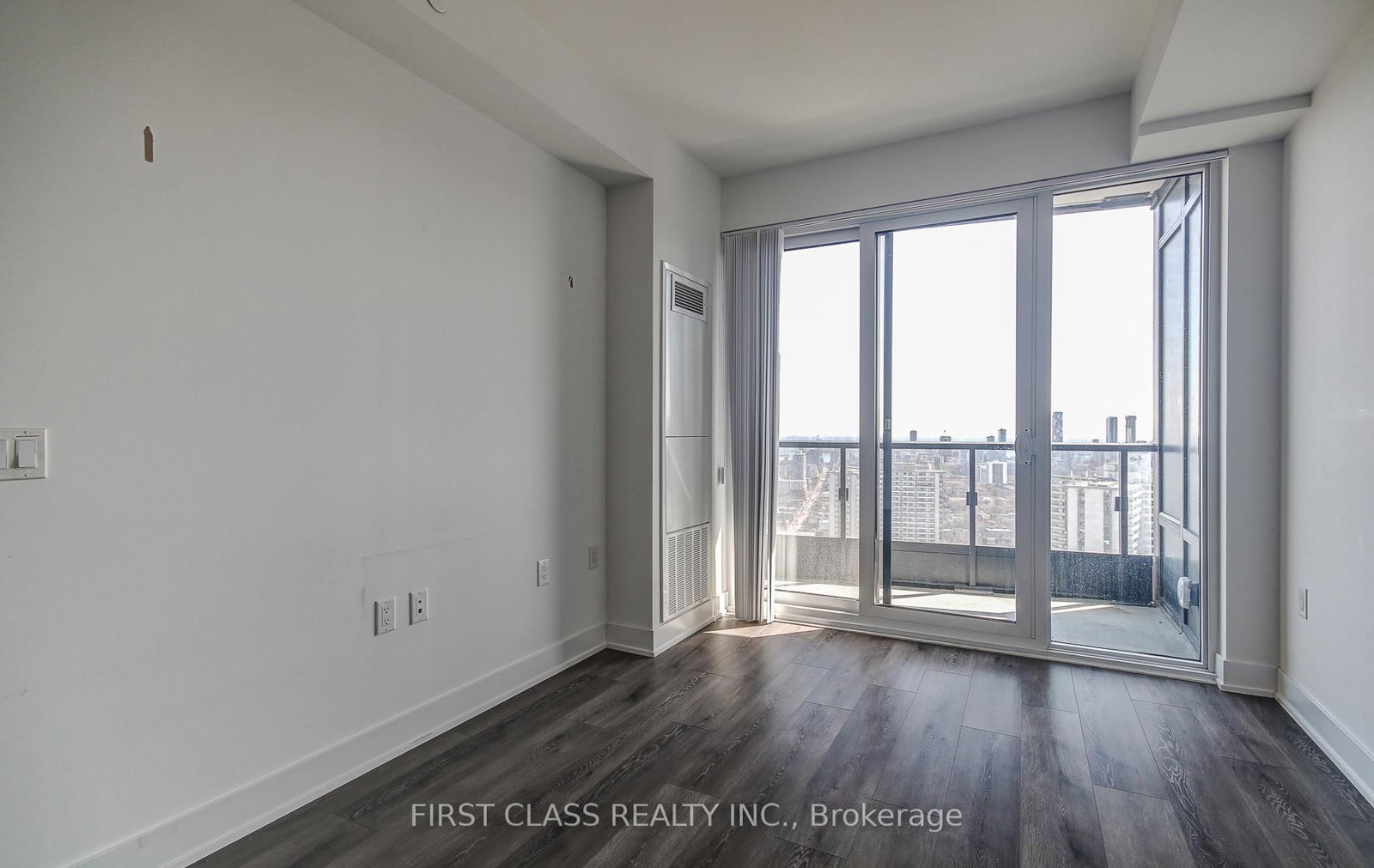 585 Bloor Street E, Unit 3519 - Photo 5