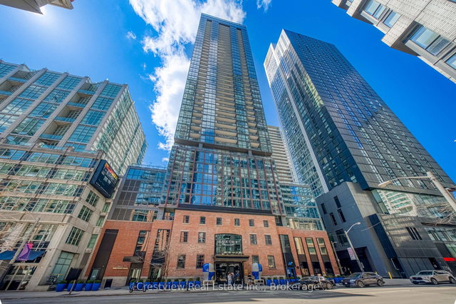 2705 - 88 Blue Jays Way