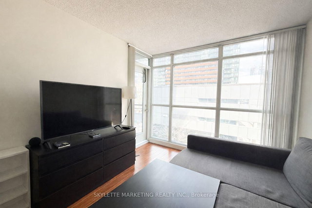 505 - 8 Telegram Mews