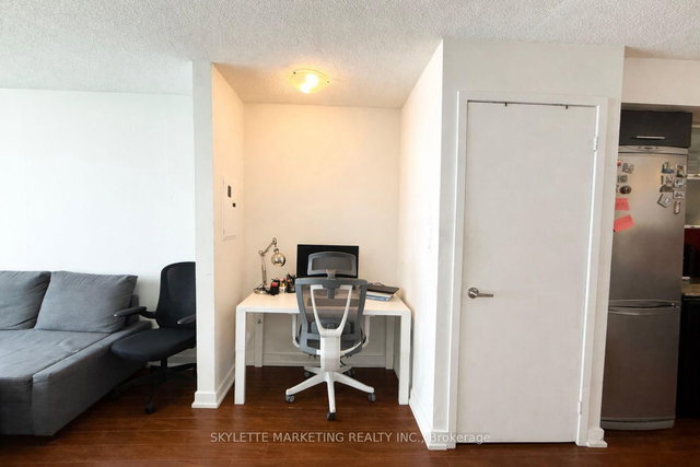 505 - 8 Telegram Mews