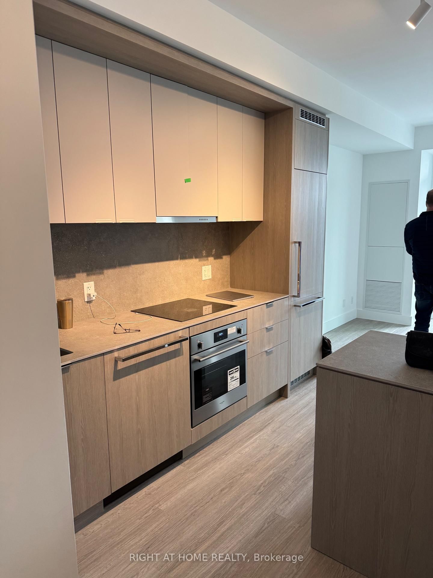 6 Greenbriar Road, Unit 514 - Photo 10